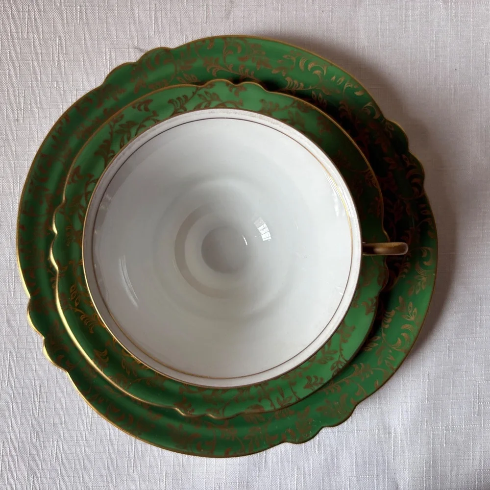 Ilmenau Graf von Henneberg Green Gold Porcelain Teacup Trio